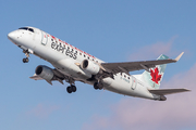 Air Canada Express (Sky Regional) Embraer ERJ-175SU (ERJ-170-200SU) (C-FEKD) at  Montreal - Pierre Elliott Trudeau International (Dorval), Canada