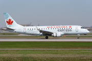 Air Canada Express (Sky Regional) Embraer ERJ-175SU (ERJ-170-200SU) (C-FEKD) at  Montreal - Pierre Elliott Trudeau International (Dorval), Canada