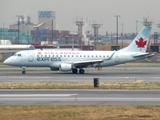 Air Canada Express (Sky Regional) Embraer ERJ-175SU (ERJ-170-200SU) (C-FEKJ) at  Newark - Liberty International, United States