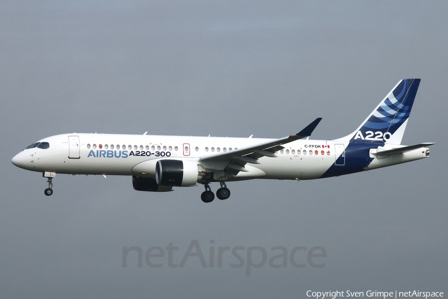 Airbus Industrie Airbus A220-300 (C-FFDK) | Photo 526507