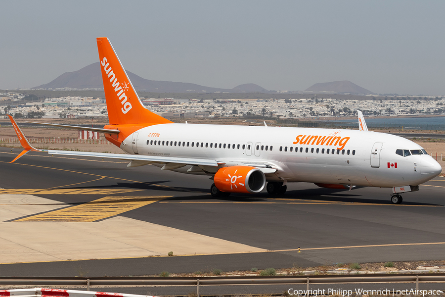 Sunwing Airlines Boeing 737-81D (C-FFPH) | Photo 329485