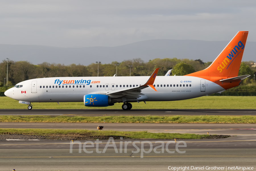 Sunwing Airlines Boeing 737-81D (C-FFPH) | Photo 165219