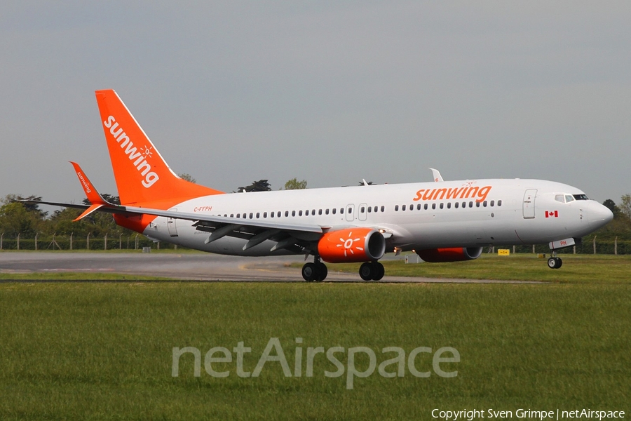 Sunwing Airlines Boeing 737-81D (C-FFPH) | Photo 320666