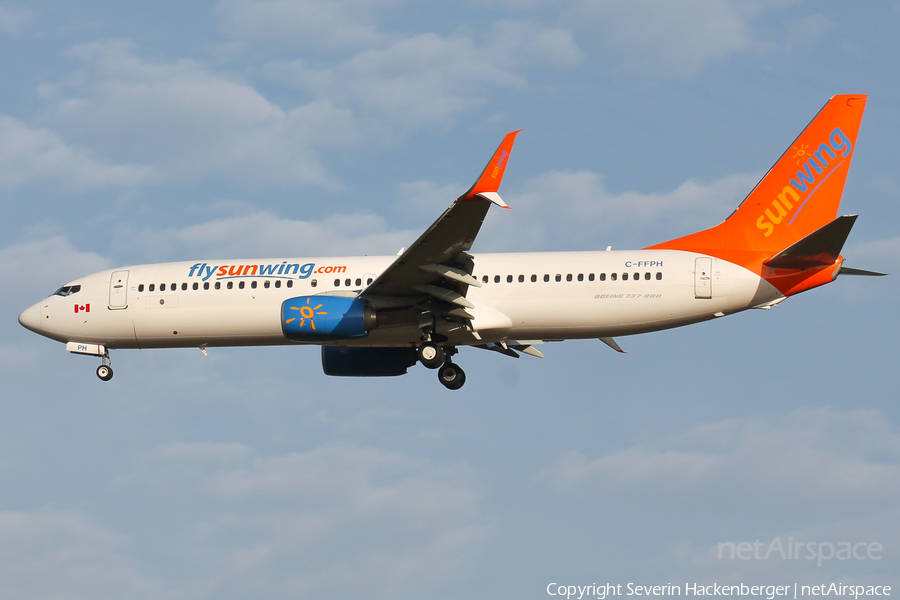 Sunwing Airlines Boeing 737-81D (C-FFPH) | Photo 214842