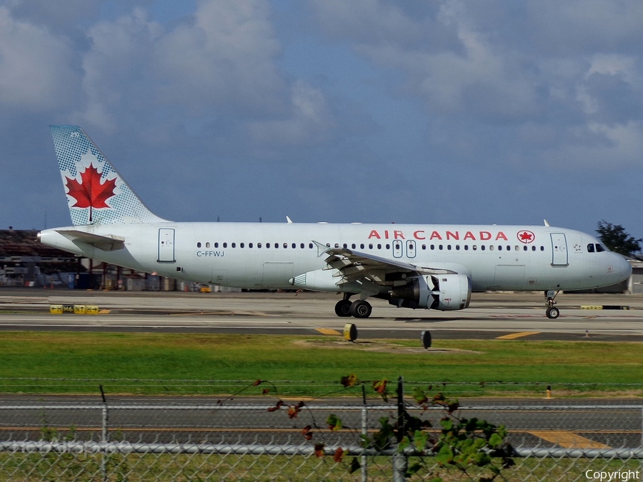 Air Canada Airbus A320-211 (C-FFWJ) | Photo 64542