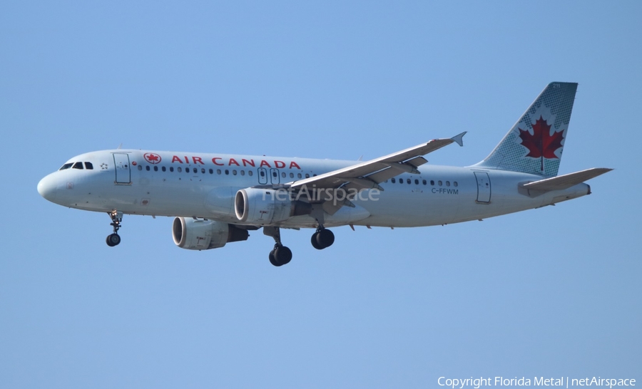 Air Canada Airbus A320-211 (C-FFWM) | Photo 336715