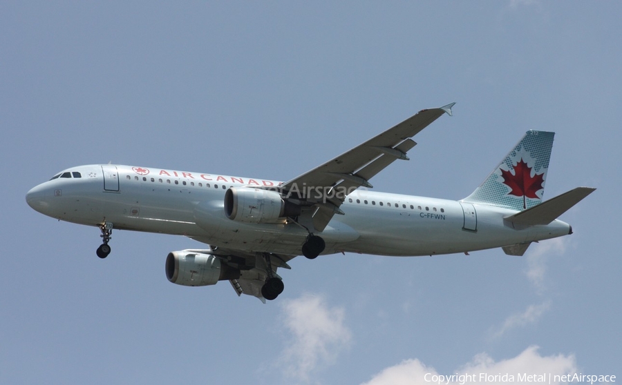 Air Canada Airbus A320-211 (C-FFWN) | Photo 305214