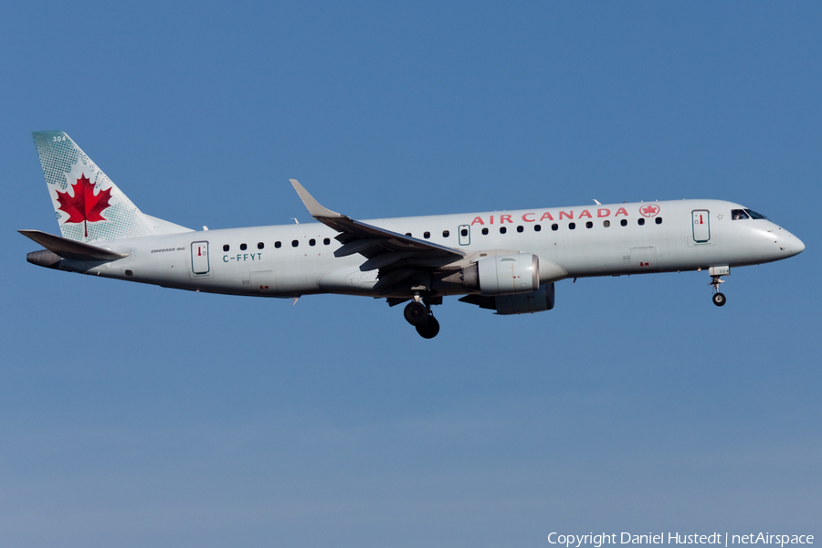 Air Canada Embraer ERJ-190AR (ERJ-190-100IGW) (C-FFYT) | Photo 428266