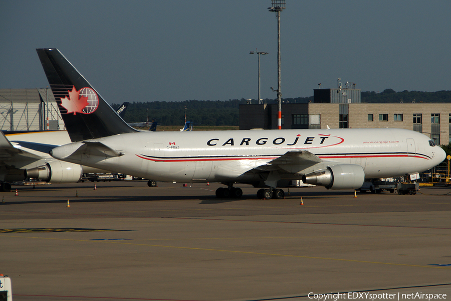 Cargojet Airways Boeing 767-223(BDSF) (C-FGAJ) | Photo 292300