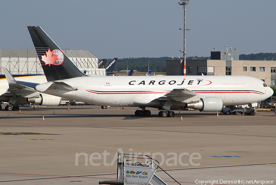 Cargojet Airways Boeing 767-223(BDSF) (C-FGAJ) | Photo 360764