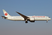 Air Canada Boeing 787-9 Dreamliner (C-FGDT) at  Tokyo - Narita International, Japan