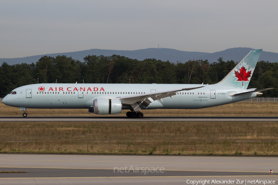 Air Canada Boeing 787-9 Dreamliner (C-FGDZ) | Photo 125942