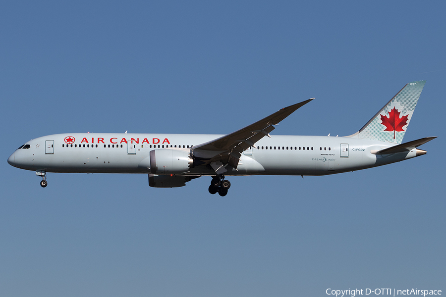 Air Canada Boeing 787-9 Dreamliner (C-FGDZ) | Photo 266471