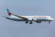 Air Canada Boeing 787-9 Dreamliner (C-FGEI) at  London - Heathrow, United Kingdom