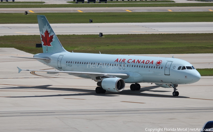 Air Canada Airbus A320-214 (C-FGJI) | Photo 336724