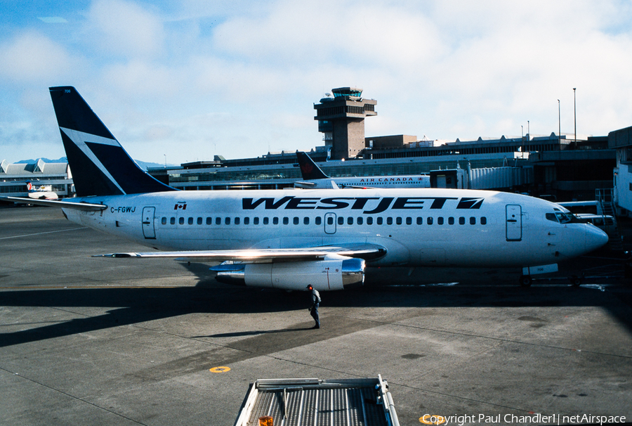 WestJet Boeing 737-217 (C-FGWJ) | Photo 72611