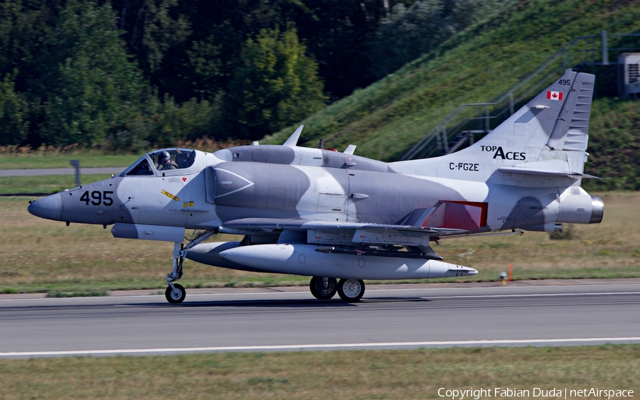 Discovery Air Defence Services Douglas A-4N Skyhawk (C-FGZE) | Photo 345160