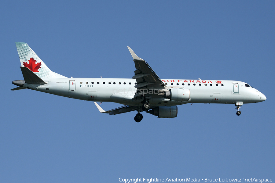 Air Canada Embraer ERJ-190AR (ERJ-190-100IGW) (C-FHJJ) | Photo 87923