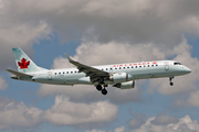 Air Canada Embraer ERJ-190AR (ERJ-190-100IGW) (C-FHKE) at  Miami - International, United States