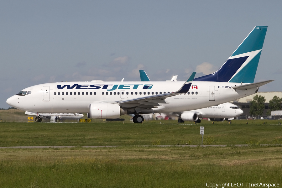 WestJet Boeing 737-7CT (C-FIBW) | Photo 445464