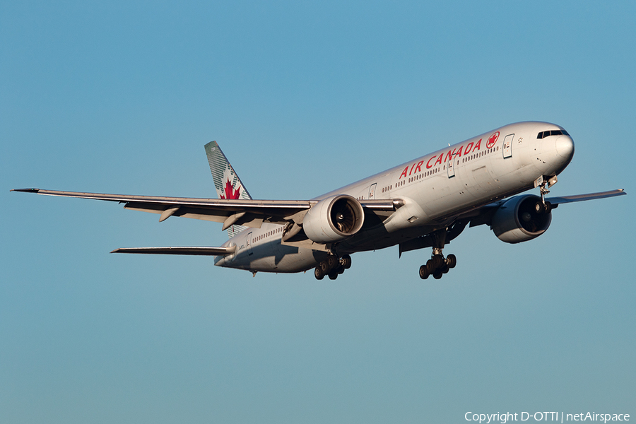 Air Canada Boeing 777-333(ER) (C-FITL) | Photo 141200