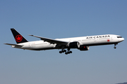 Air Canada Boeing 777-333(ER) (C-FITW) at  Frankfurt am Main, Germany