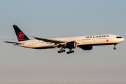 Air Canada Boeing 777-333(ER) (C-FITW) at  London - Heathrow, United Kingdom