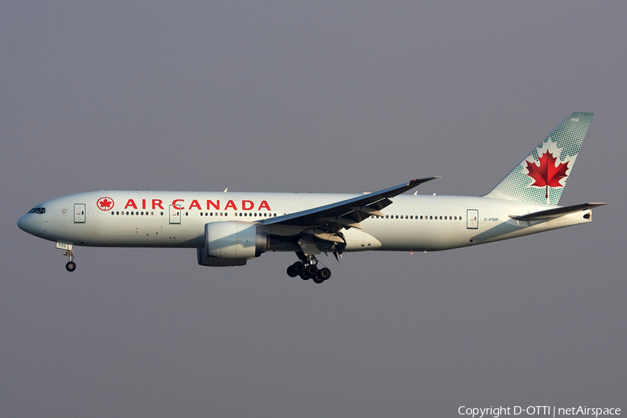 Air Canada Boeing 777-233(LR) (C-FIUF) | Photo 272667
