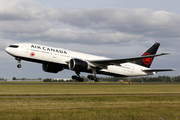 Air Canada Boeing 777-233(LR) (C-FIUJ) at  Amsterdam - Schiphol, Netherlands