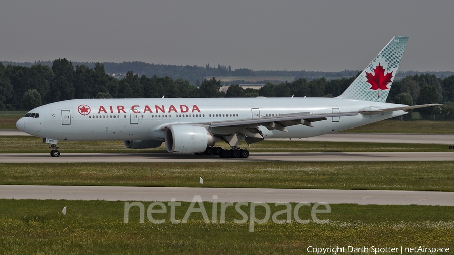 Air Canada Boeing 777-233(LR) (C-FIUJ) | Photo 229883