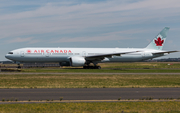 Air Canada Boeing 777-333(ER) (C-FIUL) at  Paris - Charles de Gaulle (Roissy), France