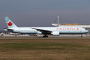 Air Canada Boeing 777-333(ER) (C-FIUV) at  Munich, Germany