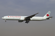 Air Canada Boeing 777-333(ER) (C-FIUW) at  Frankfurt am Main, Germany