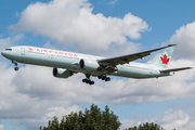 Air Canada Boeing 777-333(ER) (C-FIUW) at  London - Heathrow, United Kingdom