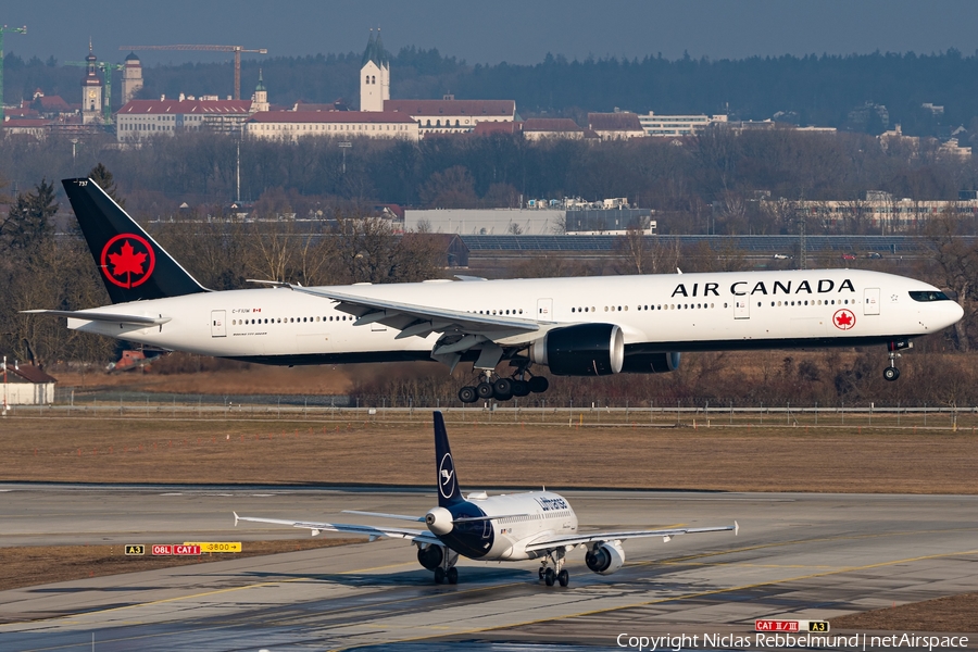 Air Canada Boeing 777-333(ER) (C-FIUW) | Photo 665043
