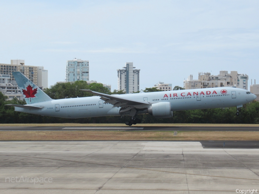 Air Canada Boeing 777-333(ER) (C-FIUW) | Photo 509673