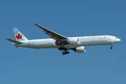 Air Canada Boeing 777-333(ER) (C-FIVQ) at  Barcelona - El Prat, Spain