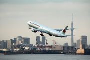 Air Canada Boeing 777-333(ER) (C-FIVQ) at  Tokyo - Haneda International, Japan