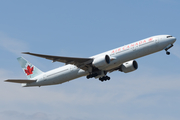 Air Canada Boeing 777-333(ER) (C-FIVQ) at  London - Heathrow, United Kingdom