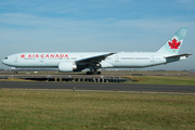 Air Canada Boeing 777-333(ER) (C-FIVR) at  Paris - Charles de Gaulle (Roissy), France