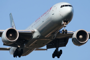 Air Canada Boeing 777-333(ER) (C-FIVS) at  London - Heathrow, United Kingdom