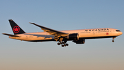 Air Canada Boeing 777-333(ER) (C-FIVW) at  Frankfurt am Main, Germany