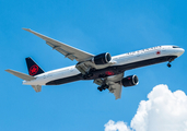 Air Canada Boeing 777-333(ER) (C-FIVW) at  Sao Paulo - Guarulhos - Andre Franco Montoro (Cumbica), Brazil