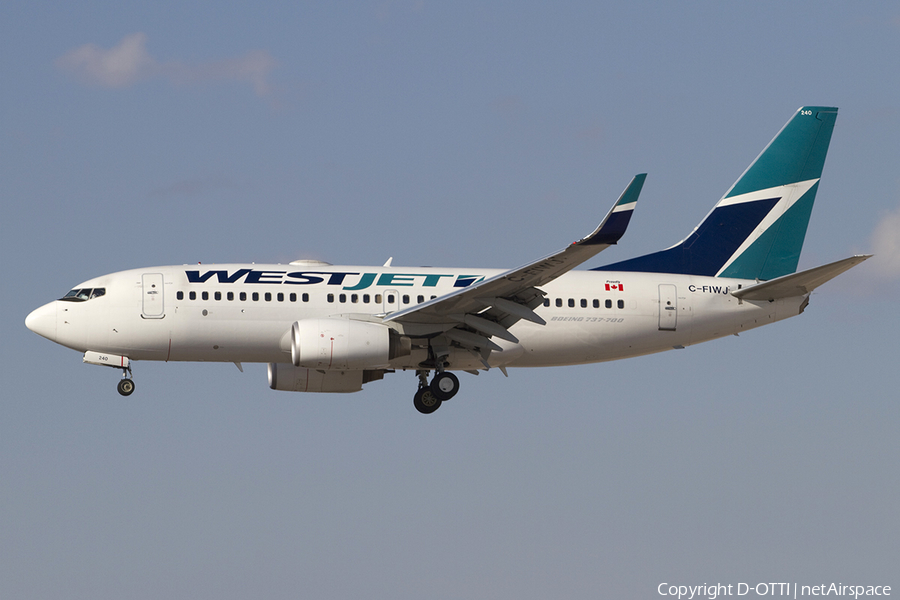 WestJet Boeing 737-7CT (C-FIWJ) | Photo 341150