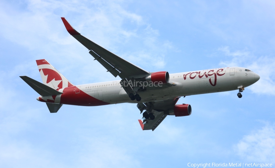 Air Canada Rouge Boeing 767-33A(ER) (C-FIYA) | Photo 349266
