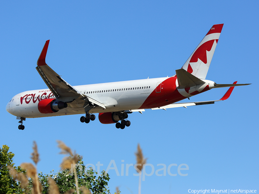 Air Canada Rouge Boeing 767-33A(ER) (C-FIYE) | Photo 203711