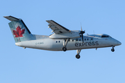 Air Canada Express (Jazz) de Havilland Canada DHC-8-102 (C-FJMG) at  Toronto - Pearson International, Canada