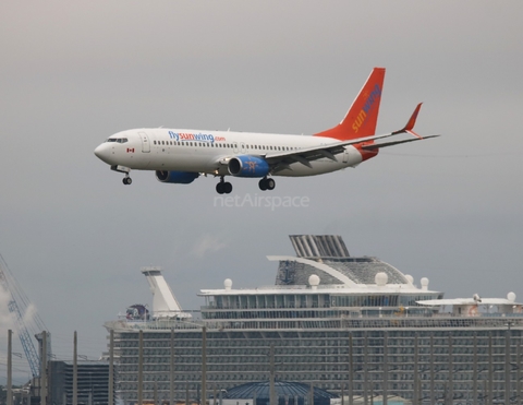 Sunwing Airlines Boeing 737-8DC (C-FJVE) at  Ft. Lauderdale - International, United States