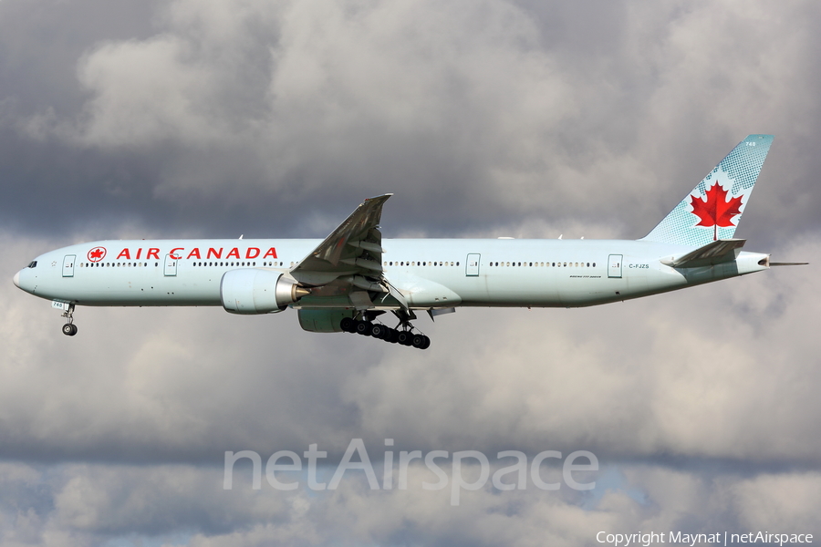 Air Canada Boeing 777-333(ER) (C-FJZS) | Photo 204587