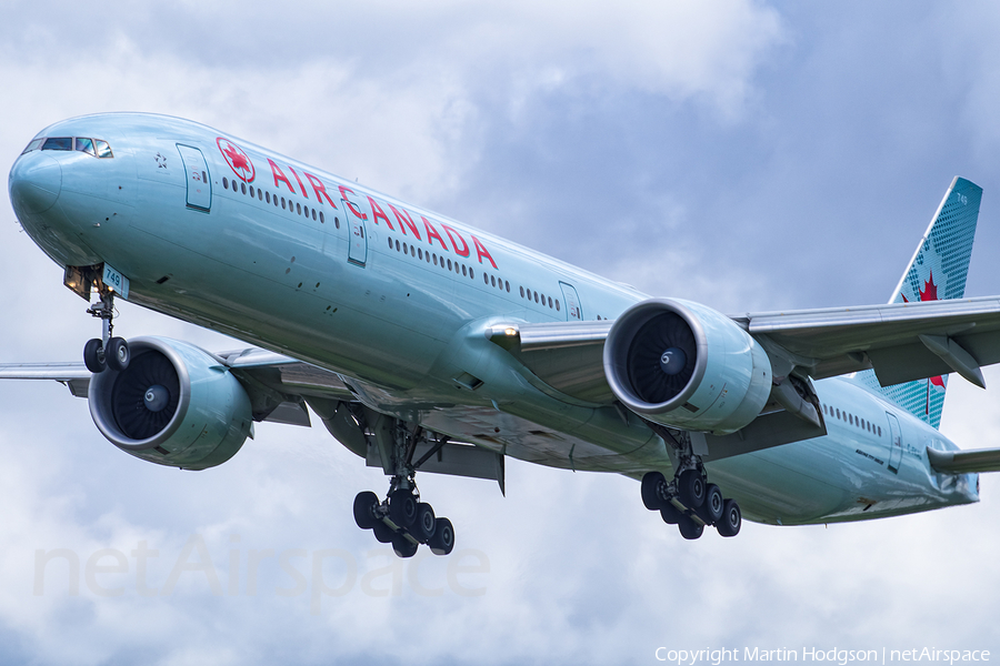 Air Canada Boeing 777-333(ER) (C-FKAU) | Photo 244388